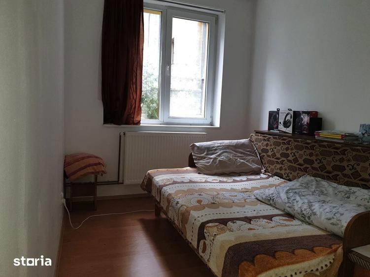 Apartament 3 camere Fra?ii Gole?ti, et P/4 - 4