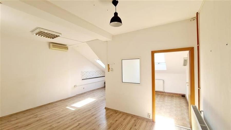 EXCLUSIVITATE, cladire de inchiriat, 570 mp , Calea Aradului - 7