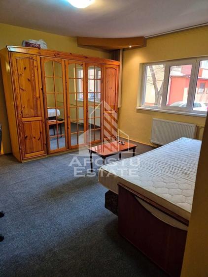 Apartament cu 2 camere, semidecomandat, zona Sagului - 2
