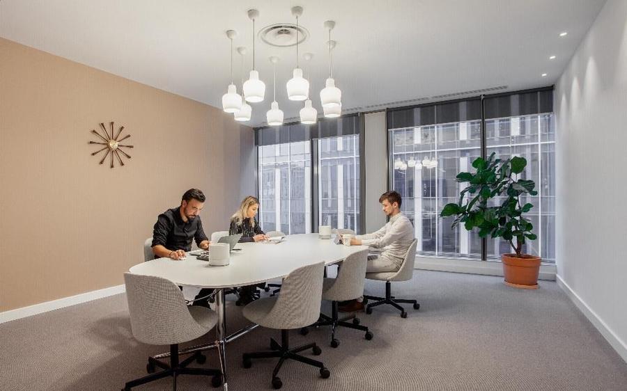 Alatura?i-va unei comunita?i de afaceri in ascensiune in Spaces Expo - 2