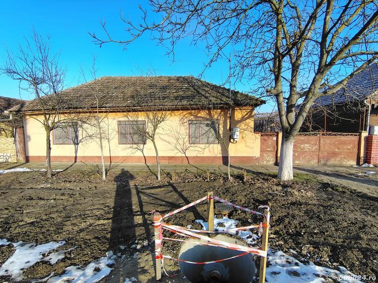 Vand casa in localitatea Horia - 2