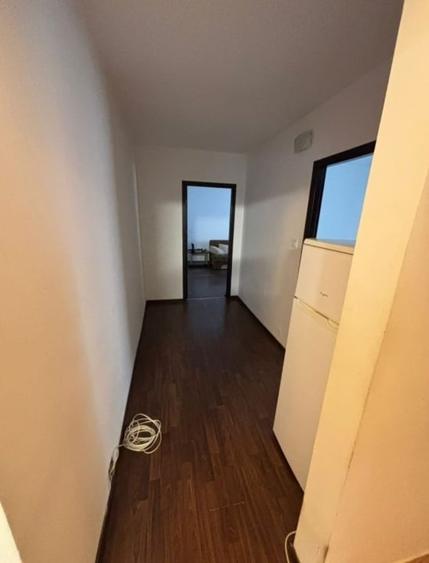 Podul de Fier-2 Camere Decomandat 50mp-bloc 81' - 2