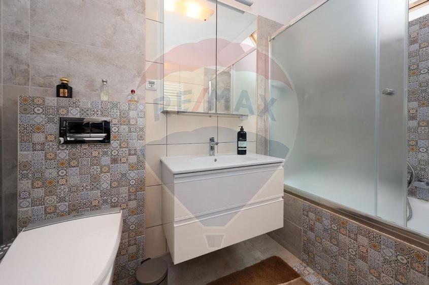 Casa unica, cartier Izvor - Str. Izvorului 10 - 14