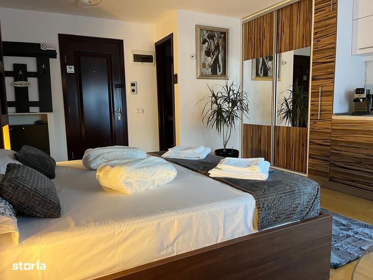 Studio situat Central, suprafata 26 mp, mobilat si utilat, beci, lift! - 1