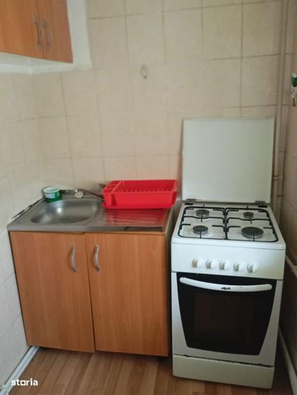 Garsoniera decomandata Rovine 4/4 centrala termica mobilata - 1