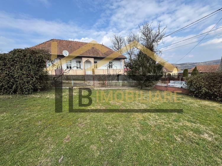 Casa individuala, 1192 mp teren, Zona Voiniceni - 1