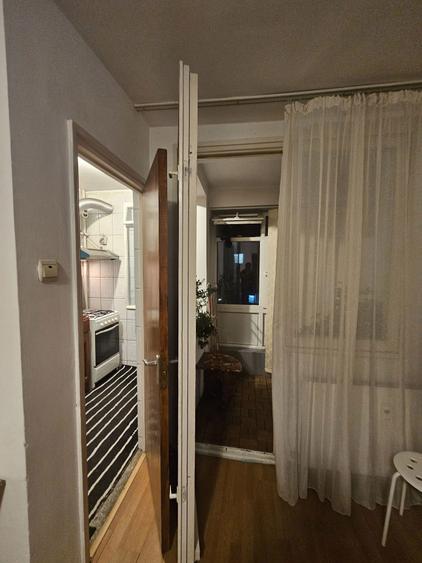 Garsoniera de inchiriat sector 3 , Parc Titan - 8