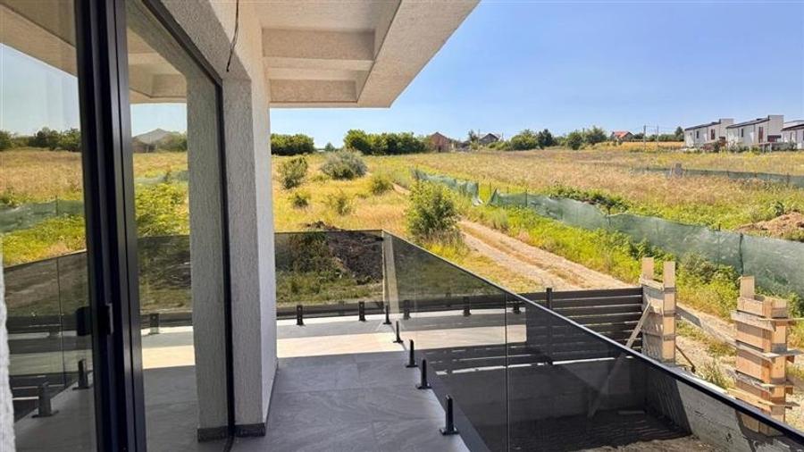 Vila tip duplex de vanzare in Rediu, design mediteranean, panorama catre Dealul - 22