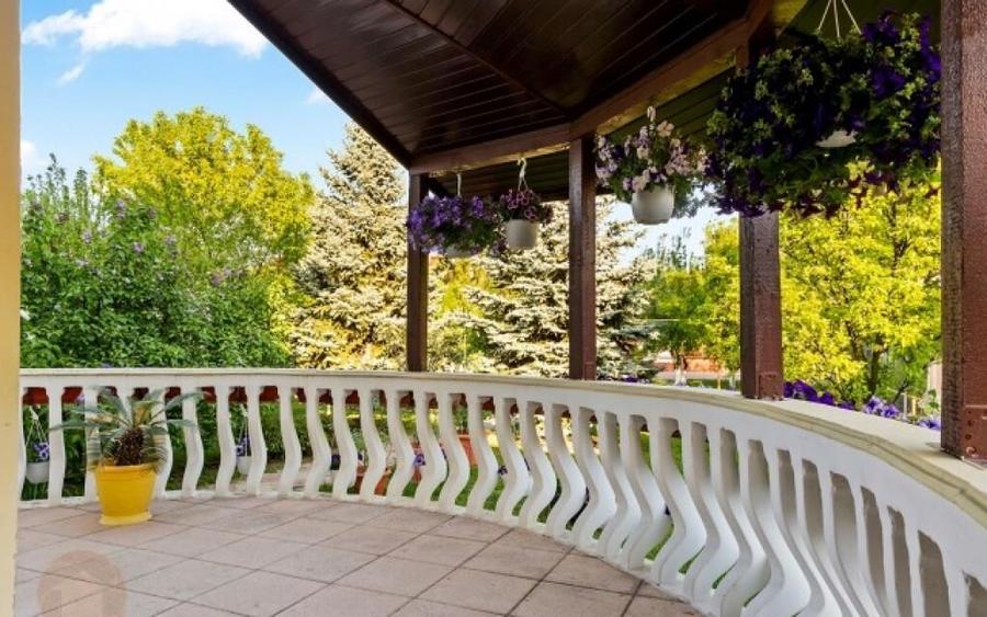 Vila de vanzare,7 camere,teren 1080mp,zona lacului Fundeni,600.000euro - 9