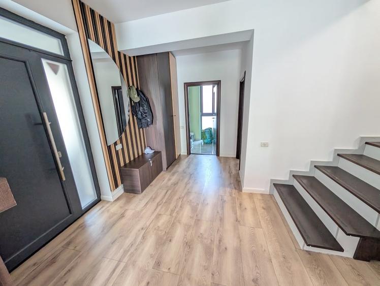 Casa premium 5 camere 141 mp Tunari | 0 comision | Vedere panoramica spre lac - 12