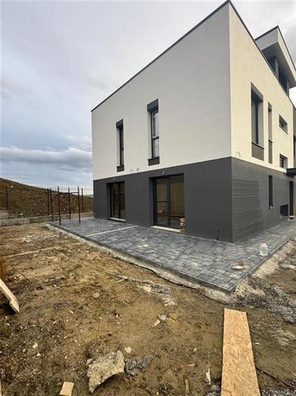 Casa Tip Duplex ,S+P+ET.+Terasa Amenajata ,situata in cartierul Voronet! - 21