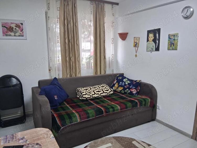 Apartament de vanzare - 4