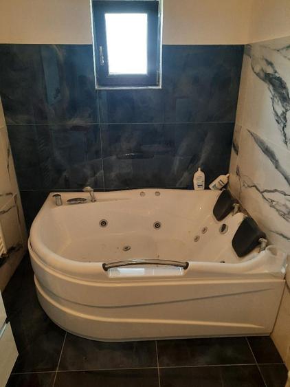 FARA COMISIOANE Tartasesti aproape de asfalt casa  5 camere 3 bai P+1+pod garaj - 24