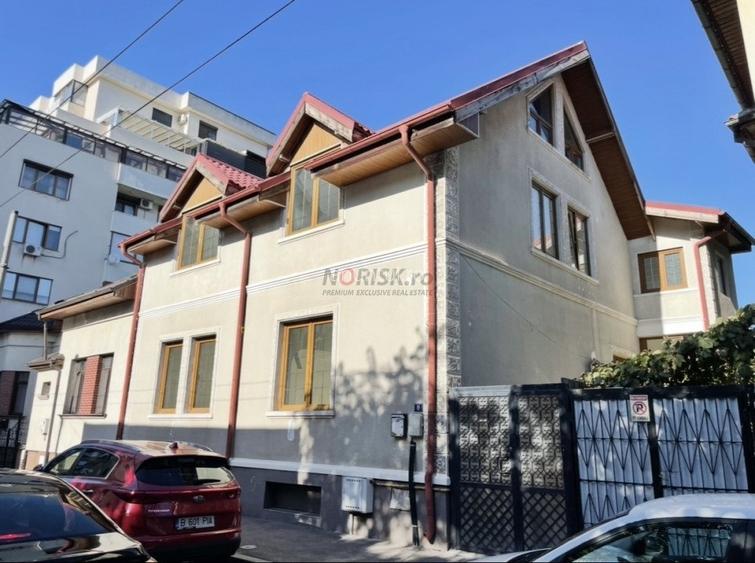 Casa 7 camere, locatie strategica, ideala pentru business, 303 mp
