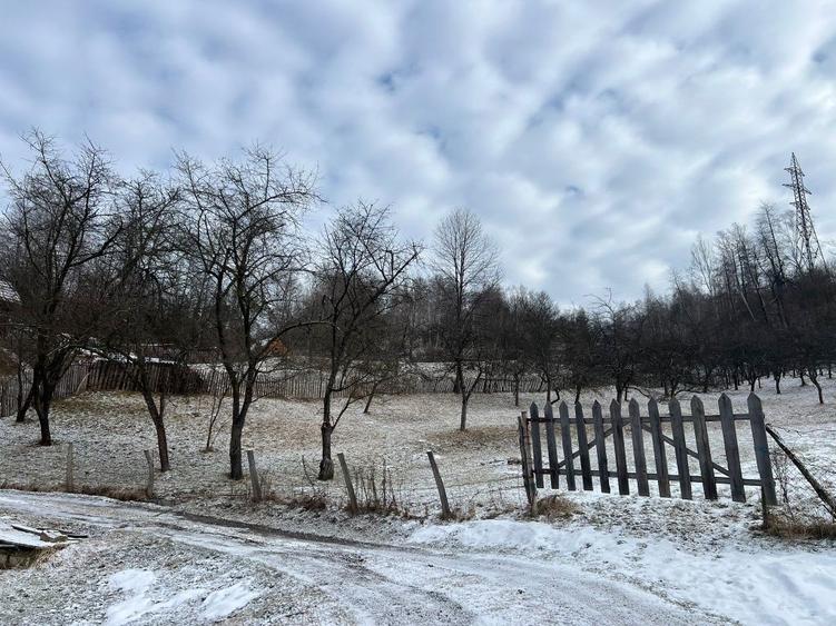 Vand teren intravilan - 1