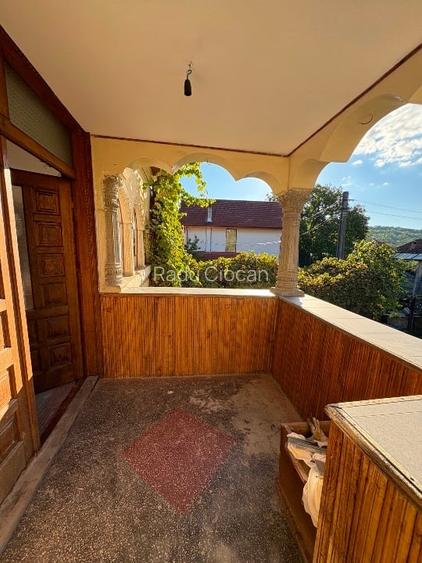 Casa Stil neoromanesc