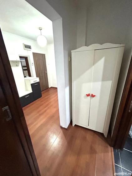 De vanzare apartament cu 3 camere, mobilat ?i utilat, zona ultracentrala, 67.000 euro - 2
