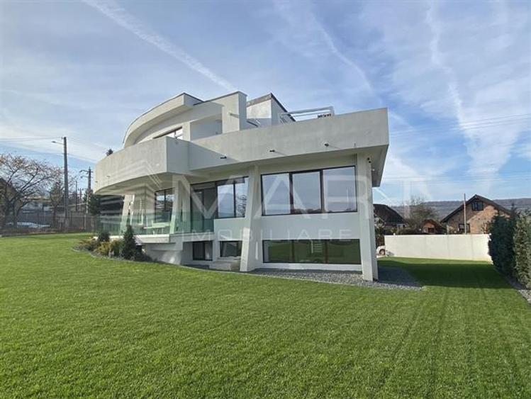 Vila de lux 5 camere +1500mp teren Cisnadie - 7