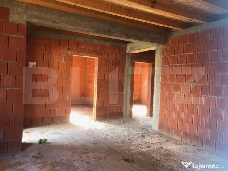 Casa la Rosu in centru Viile Satu Mare - 4