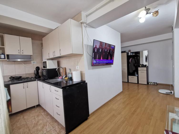 Apartament 2 camere Semidecomandat - 2