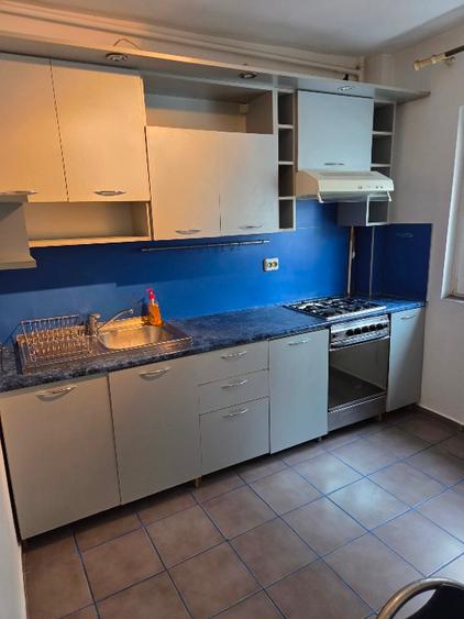 Vand apartament 3 camere decomandat Militari - 9