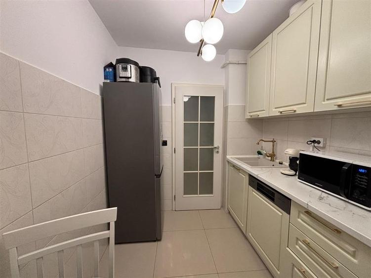 Podul de Fier - 2 camere decomandat - renovat complet - 5