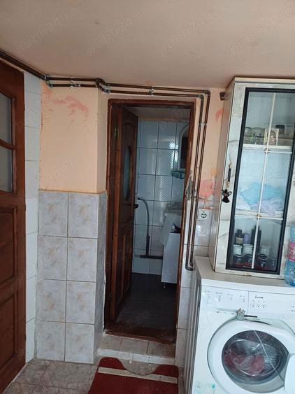 Vand casa + teren 2800 mp in Buciumeni, Dambovita - 2