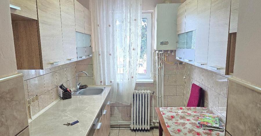 Inchiriez apartament cu 2 camere in Deva, zona Crisului, parter, - 2