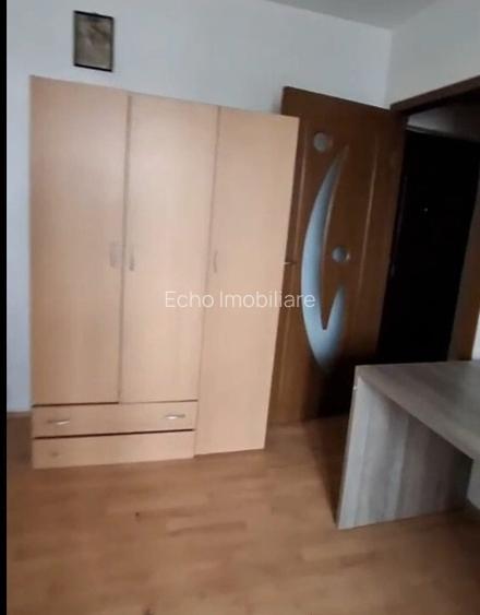 IN BLOC DE APARTAMENTE - TATARAS - VANZARE GARSONIER 25 m