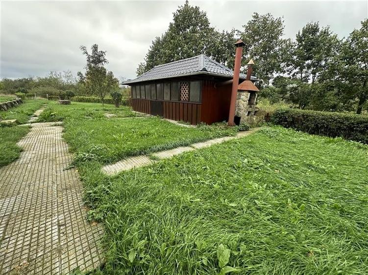 Vila de vacanta - D+P+M - teren 6.226mp - 5