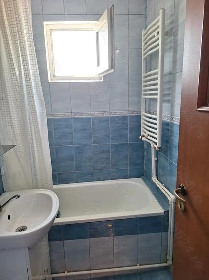 Apartament 3 decomandate. 57mp. Proprietar 51ooo euro - 9