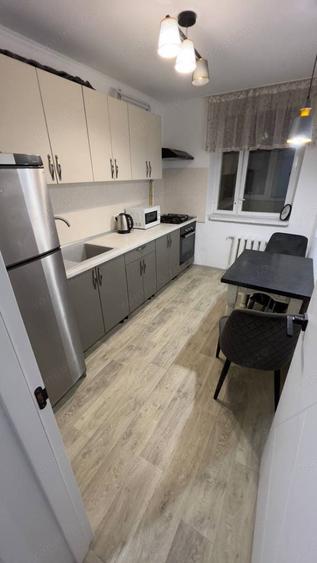 Apartament cu 3 camere de vanzare in zona Vlahuta - 5