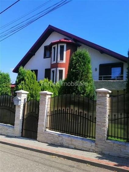 Casă cu 4 camere în Bucium Casă cu 4 camere în Bucium