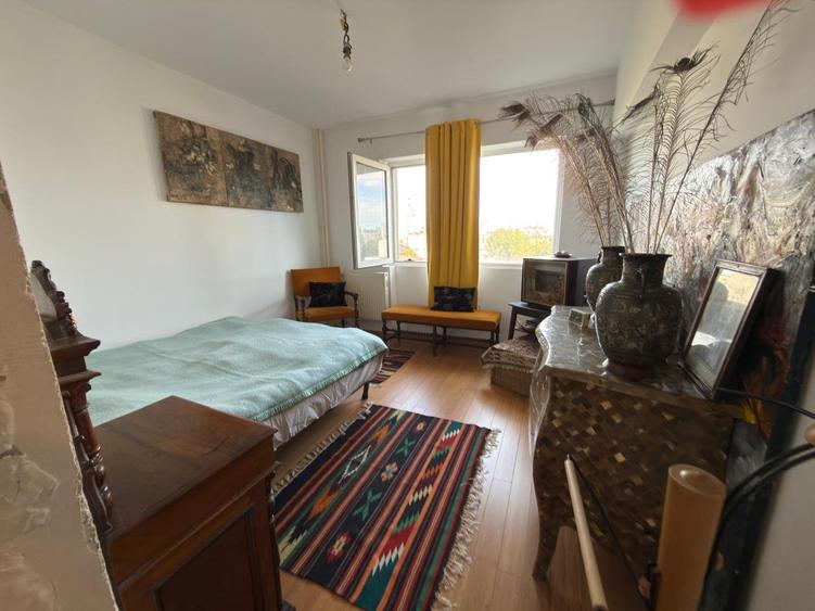 4 camere in blocul Scriitorilor, Piata Constitutiei, str. Apolodor nr. 13-15 - 9