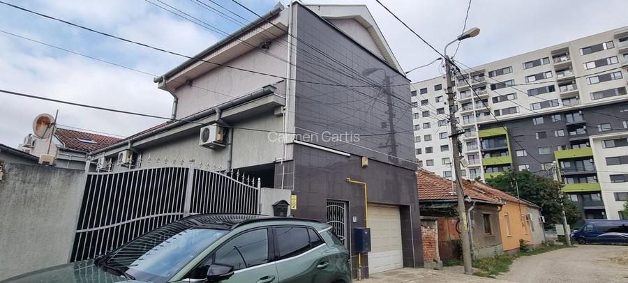 Casă P+M, 4 camere, str Lebedei, singur in curte - 600 E. Comision 0 Casă P+M, 4 camere, str Lebedei, singur in curte - 600 E. Comision 0