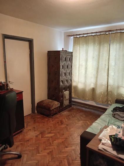DE VANZARE Apartament 2 camere - 2