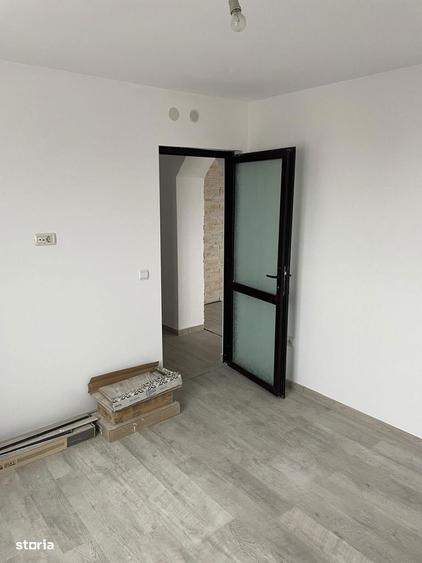 De vanzare apatament 2 camere, zona V-uri - 7