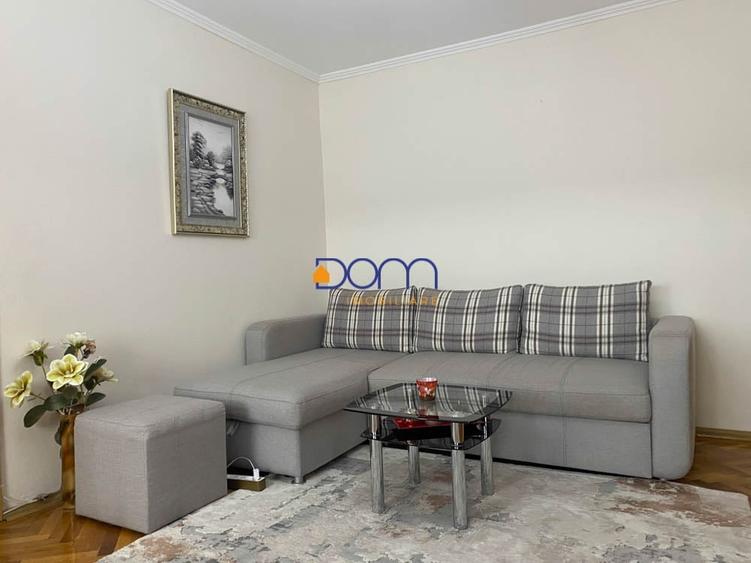 De vanzare apartament renovat si utilat - 1