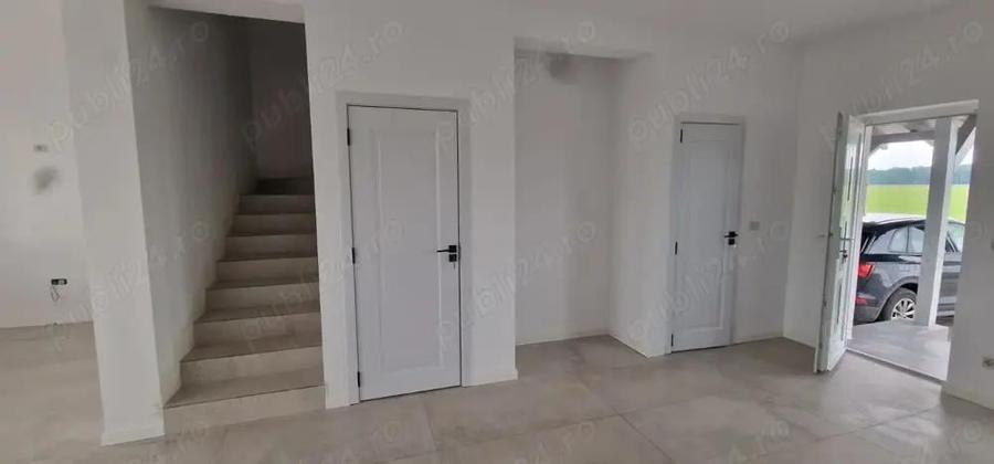 Casa finisata in Vladimirescu 154 mp teren 343 mp, vedere spre padure - 3