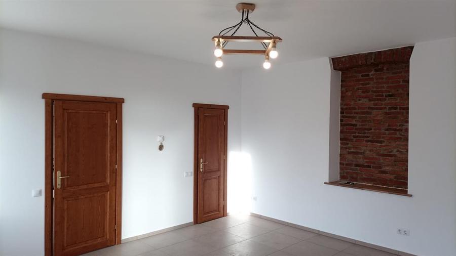 Casa deosebita 3 Camere  la prima închiriere | Centru  Sacele - 9