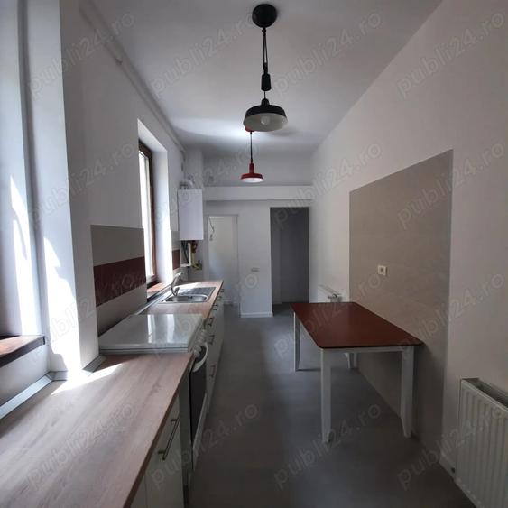 Inchiriere apartament cu 3 camere, zona ultracentrala, parter inalt - 2