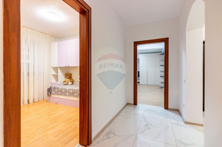 Apartament cu 4 camere si gradina proprie de vanzare/ str.  Amurgului - 7