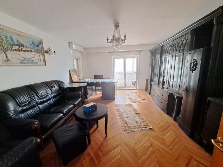 Apartament cu 3 camere Ultracentral - Natiunile Unite Apartament cu 3 camere Ultracentral - Natiunile Unite