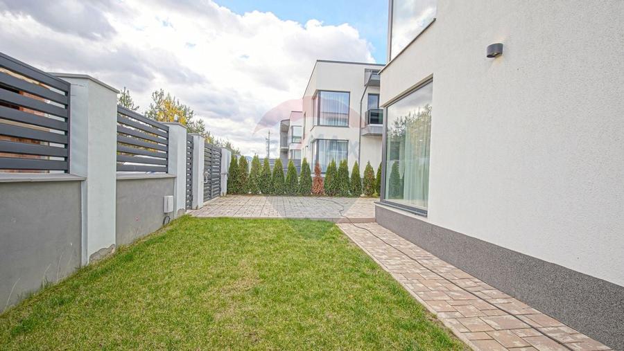 Locuieste intr-un peisaj de poveste - Vila moderna in Rasnov - 8