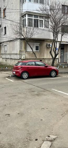 Apartament cu 2 camere decomandat în Broșteni
