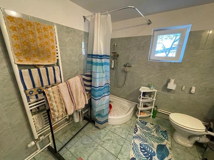 Casa la curte, 1.297 mp teren, Nana, jud. Calara?i 52 km de Bucure?ti - 2