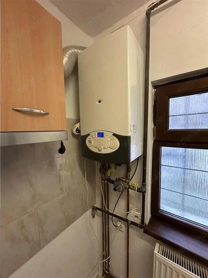 Decomandat cu centrala si balcon langa Piata Verde - 2