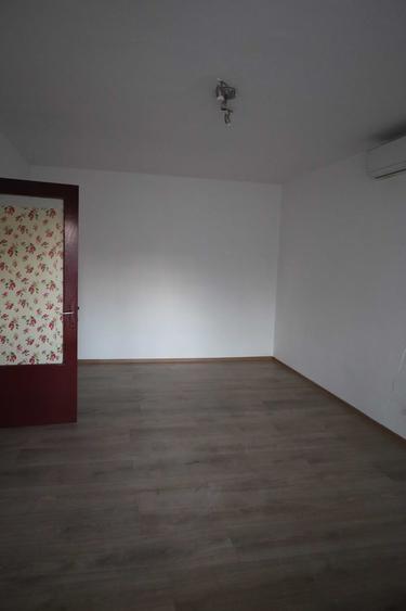 Apartament 2 camere de vanzare Gorjului - 1