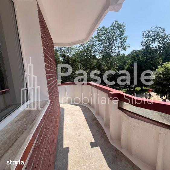 Apartament cu Vedere spre parcul Sub arini Complet mobilat si utilat - 7