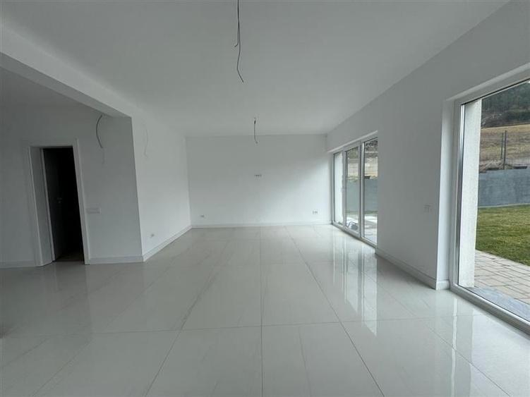 Casa Individuala,Finisata,situata in Floresti ! - 5